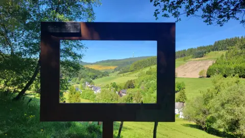 Landschaftsbilderrahmen Rehsiepen