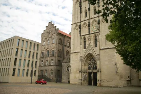 Liebfrauen-Überwasserkirche