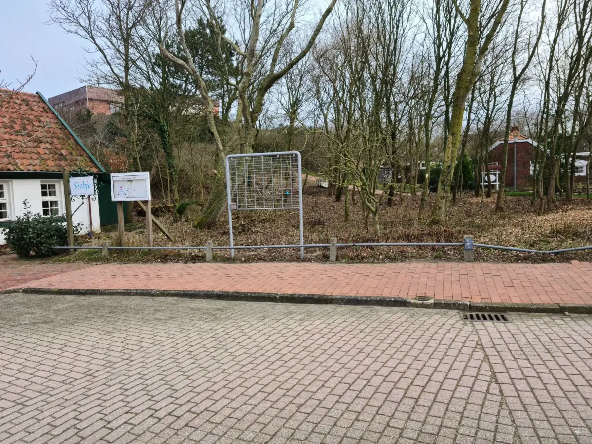 Liebesschlösser am Haus Siebje