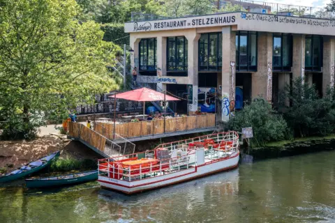 MS Weltfrieden