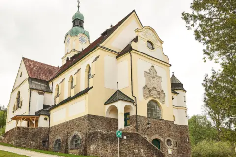 Pfarrkirche St. Johannes Nepomuk