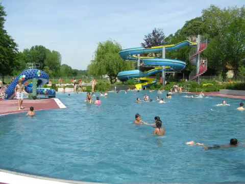 Erhard-Fahlbusch-Freibad Niefern