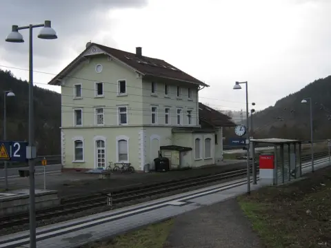 Fähre bei Neckarhausen