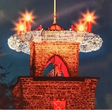 Langscheider Adventskranz auf dem Ehrenmal